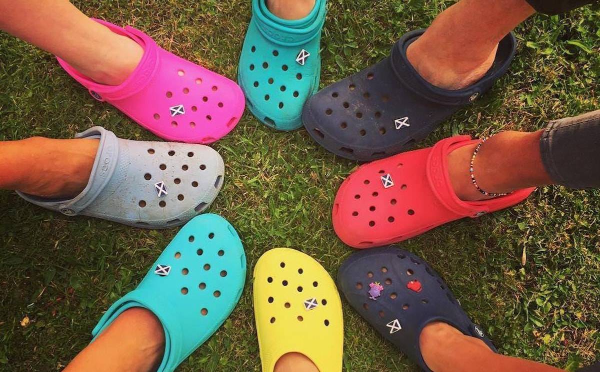 Crocs: Quartalsgewinn verfehlt die Erwartungen