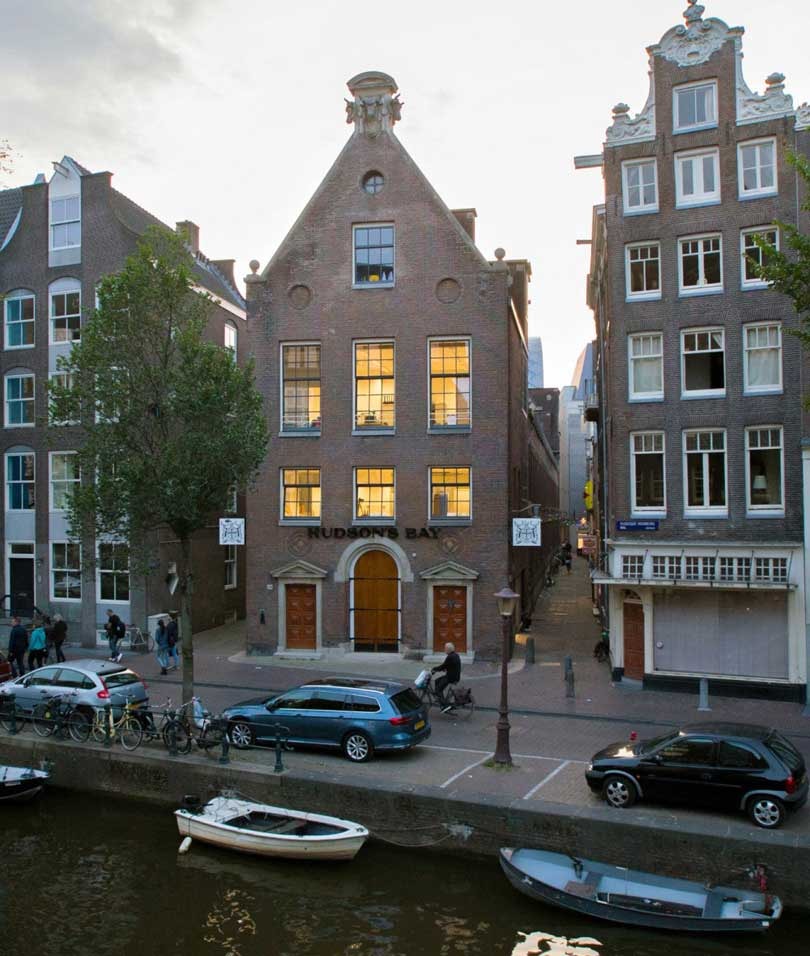 In Bildern: Erste Eindrücke vom Hudson's Bay Store in Amsterdam In Bildern: Erste Eindrücke vom Hudson's Bay Store in Amsterdam