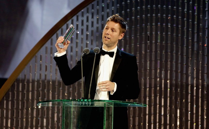 Jonathan Anderson mit Doppelehrung bei The Fashion Awards 2017 ausgezeichnet Jonathan Anderson mit Doppelehrung bei The Fashion Awards 2017 ausgezeichnet