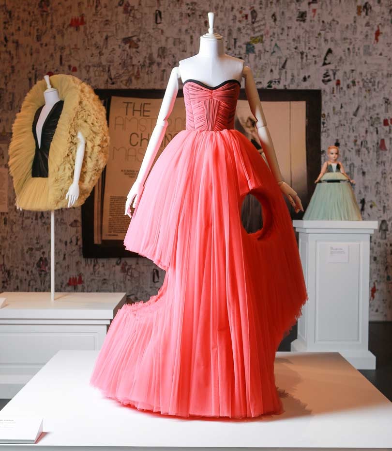 Viktor&Rolf: Rotterdamer Museum zeigt 25 Jahre Dialog und Schönheit Viktor&Rolf: Rotterdamer Museum zeigt 25 Jahre Dialog und Schönheit