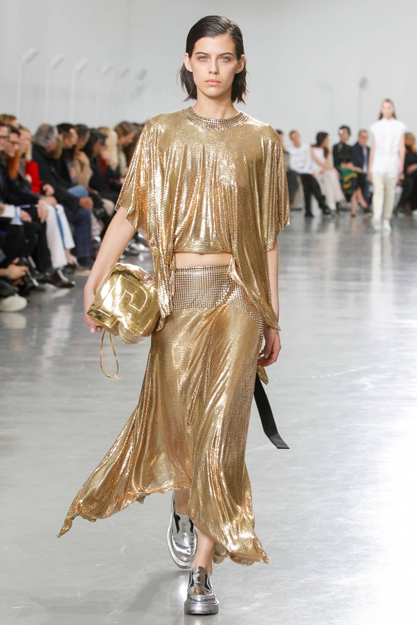 Julien Dossena haucht Paco Rabanne neues Leben ein Julien Dossena haucht Paco Rabanne neues Leben ein
