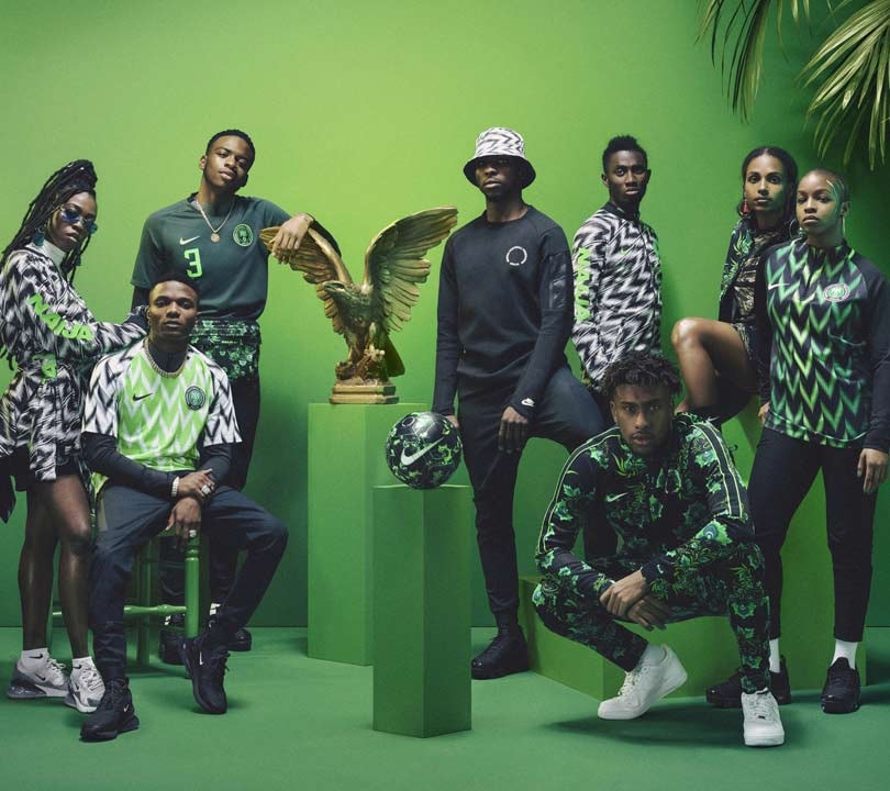 Nike & Adidas: Millionenverträge und Armutslöhne zur WM Nike & Adidas: Millionenverträge und Armutslöhne zur WM