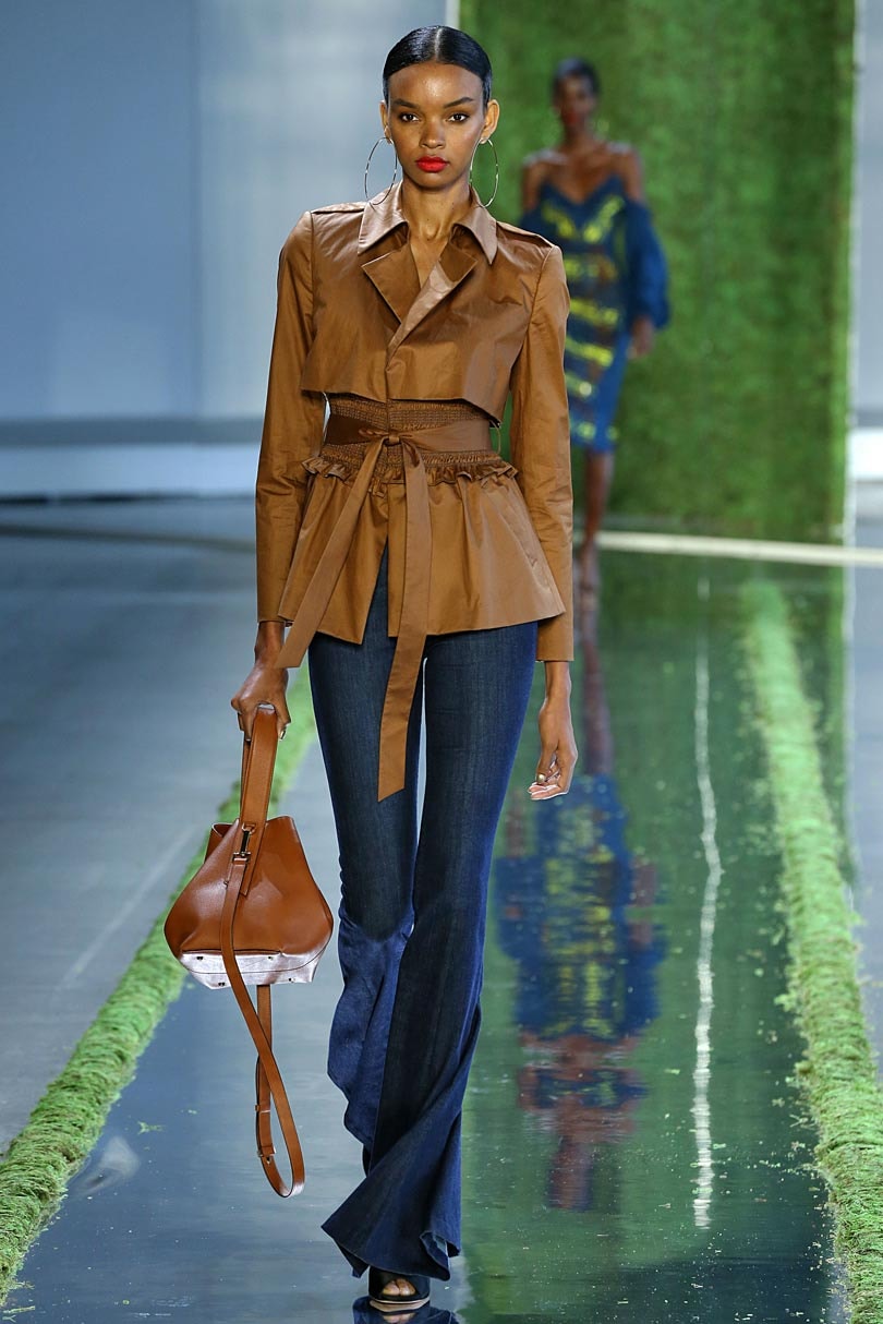 Gespottet: Pantones Modefarben für F/S 2019 auf der New York Fashion Week Gespottet: Pantones Modefarben für F/S 2019 auf der New York Fashion Week