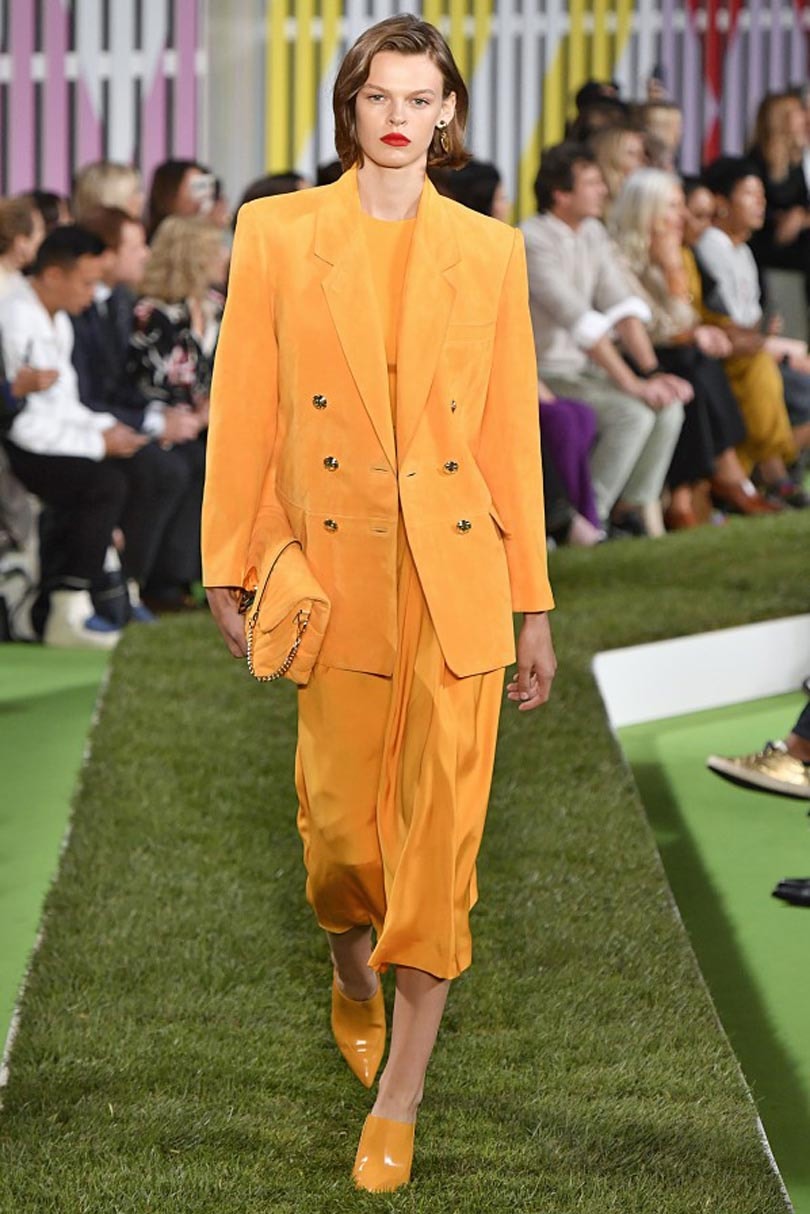 Gespottet: Pantones Modefarben für F/S 2019 auf der New York Fashion Week Gespottet: Pantones Modefarben für F/S 2019 auf der New York Fashion Week