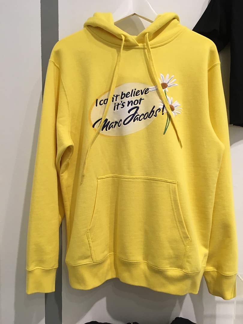 Grauzone Kunst: Wenn Urheberrechtsverletzung eine Anti-Kapitalismusbotschaft ist Grauzone Kunst: Wenn Urheberrechtsverletzung eine Anti-Kapitalismusbotschaft ist