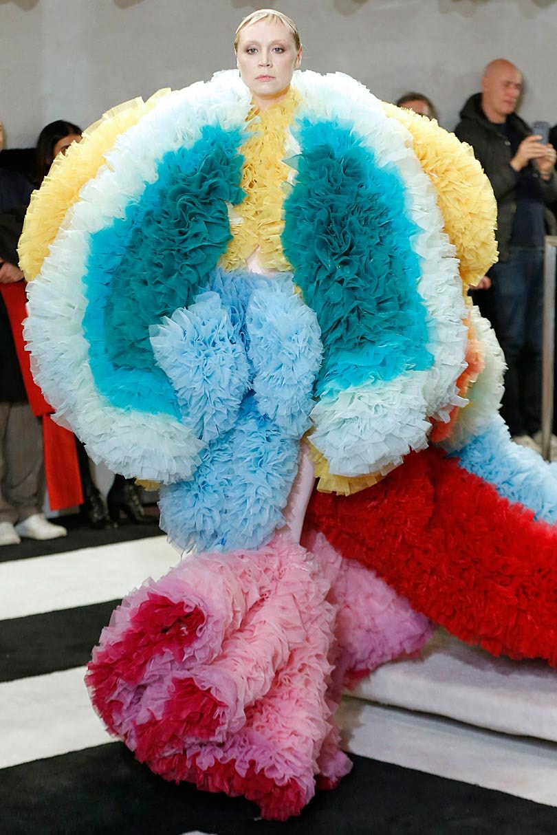 Tomo Koizumi: Der Designer, über den alle nach der New Yorker Modewoche sprechen Tomo Koizumi: Der Designer, über den alle nach der New Yorker Modewoche sprechen