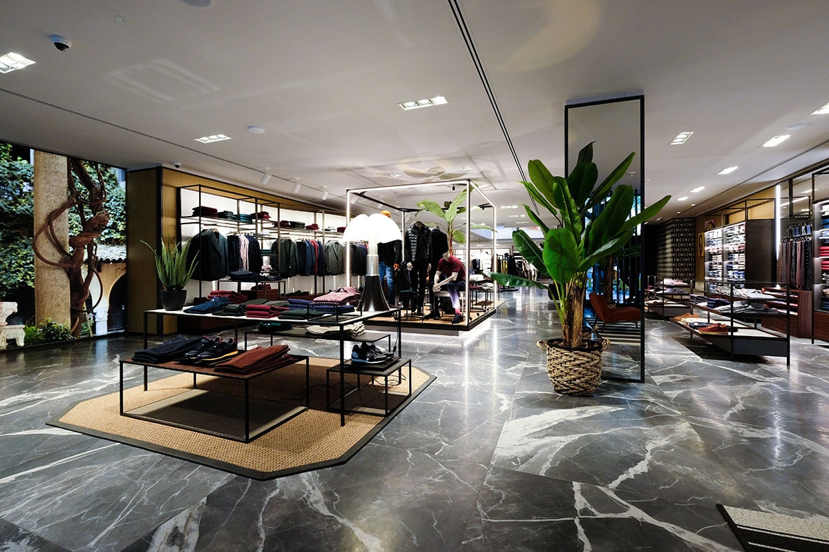 In Bildern: Boggi Milano enthüllt Laden-Konzept im neuen Düsseldorfer Store In Bildern: Boggi Milano enthüllt Laden-Konzept im neuen Düsseldorfer Store