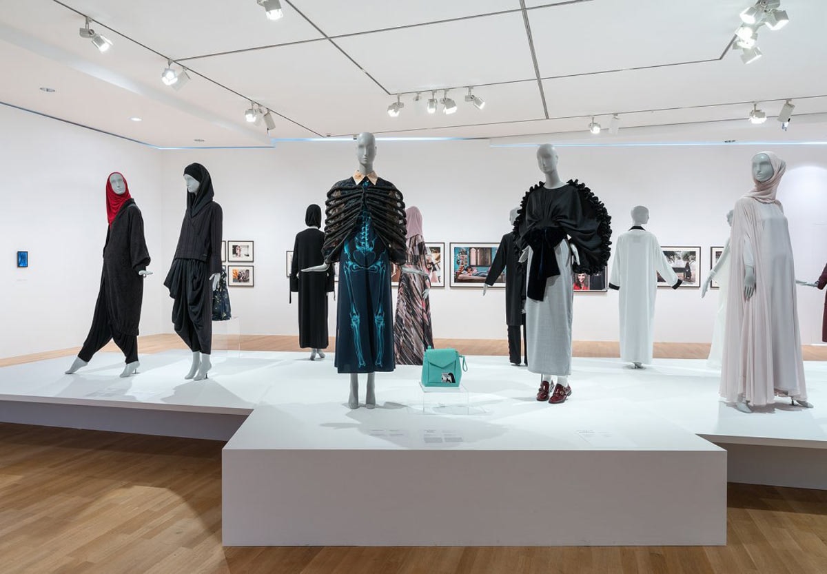 Frankfurter Ausstellung 'Contemporary Muslim Fashions' endet: "Wichtige Diskussion ausgelöst" Frankfurter Ausstellung 'Contemporary Muslim Fashions' endet: "Wichtige Diskussion ausgelöst"