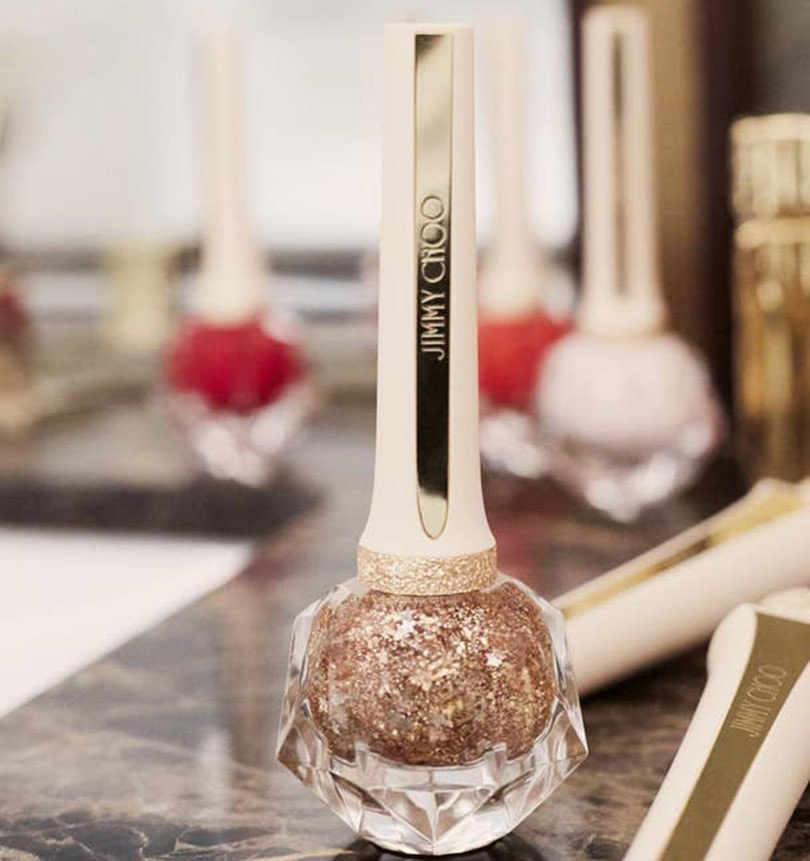 Jimmy Choo führt erste Make-up-Kollektion ein Jimmy Choo führt erste Make-up-Kollektion ein