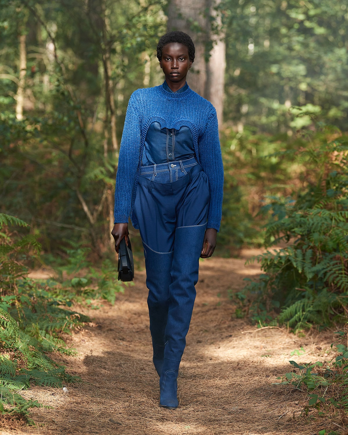 Entdeckt auf dem Laufsteg: Pantones Modefarben Frühling/Sommer 2021 Entdeckt auf dem Laufsteg: Pantones Modefarben Frühling/Sommer 2021