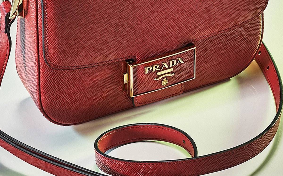 Prada: Sondereffekte beflügeln Jahresgewinn